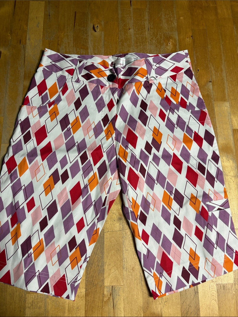 Lija Geometric Print Womens Golf Shorts